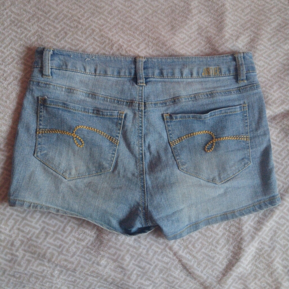Jeans short - Picture 4 of 4
